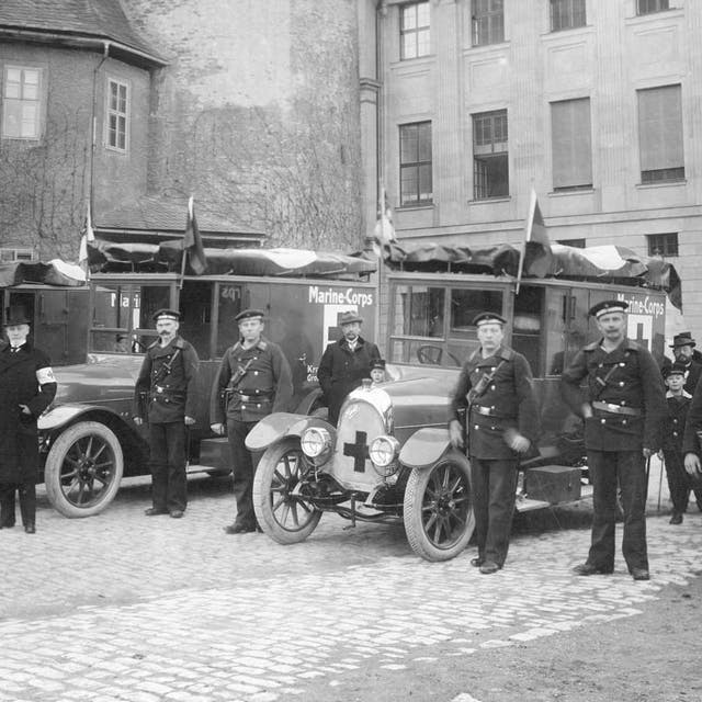 1910е – изготовление продукции для военных целей